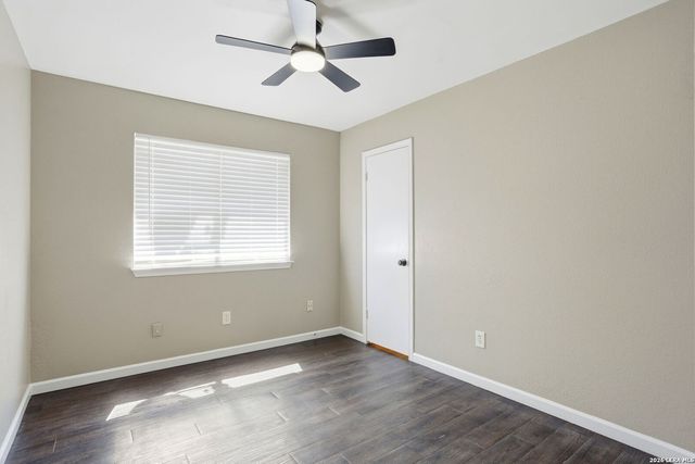 5223 Lakebend East DR, San Antonio, TX 78244