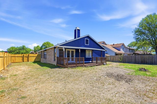 5223 Lakebend East DR, San Antonio, TX 78244
