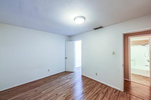 8100 Cambridge Street 2, Houston, TX 77054