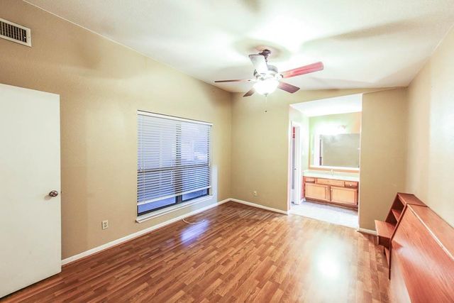 8100 Cambridge Street 2, Houston, TX 77054