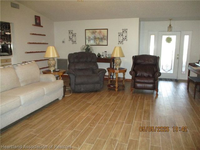 233 SHEPPARD Road NW, Lake Placid, FL 33852