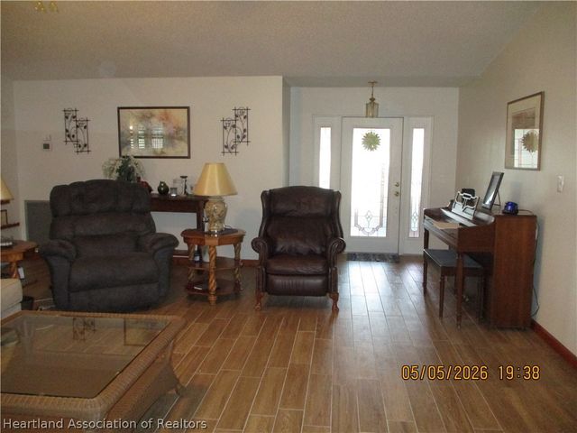 233 SHEPPARD Road NW, Lake Placid, FL 33852