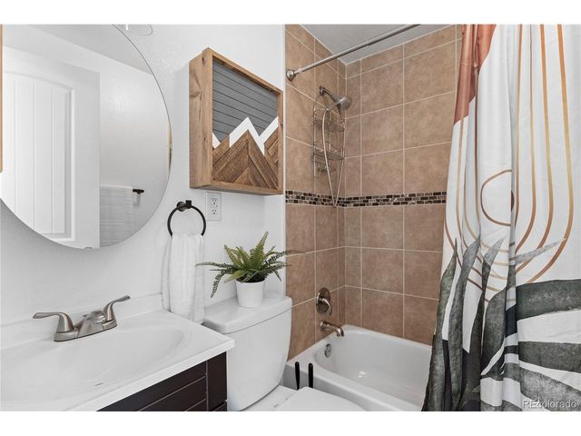 4994 Umatilla St, Denver, CO 80221