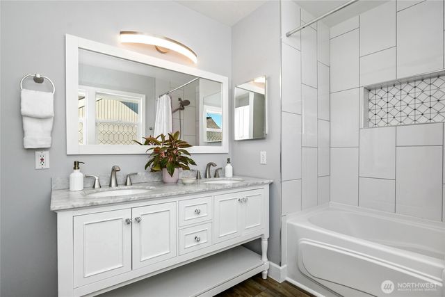 808 Renton Avenue S, Renton, WA 98057