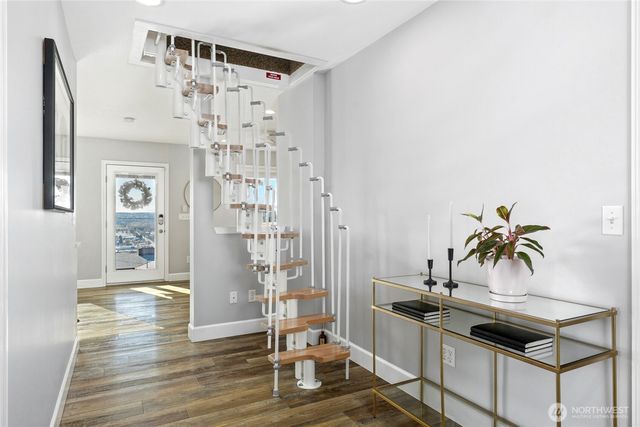 808 Renton Avenue S, Renton, WA 98057