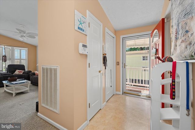 208 TIMBERLINE CIR, Berlin, MD 21811