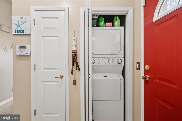 208 TIMBERLINE CIR, Berlin, MD 21811