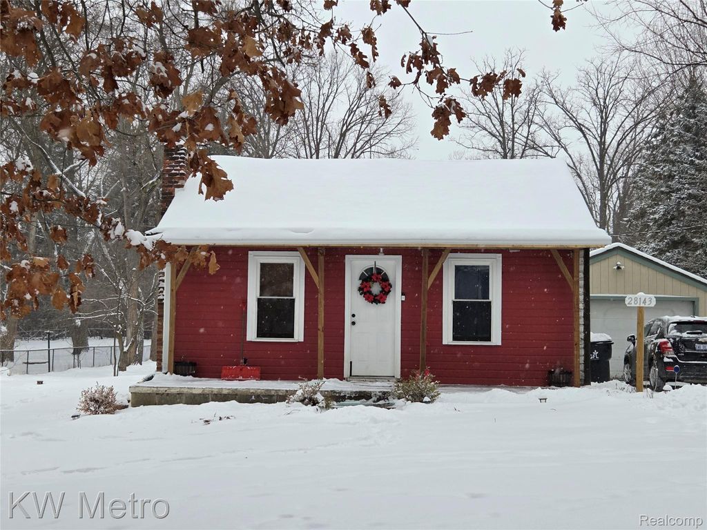 28143 David Street, Farmington Hills, MI 48334