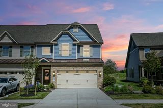 3231 THORNAPPLE DR, Frederick, MD 21704