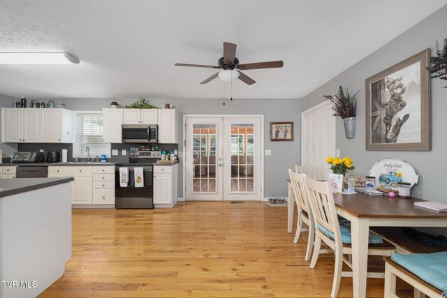 214 Sunny Hill Court, Fall Branch, TN 37656