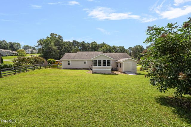 214 Sunny Hill Court, Fall Branch, TN 37656