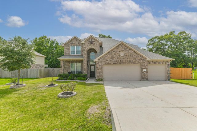 68 Linnwood Drive, New Caney, TX 77357