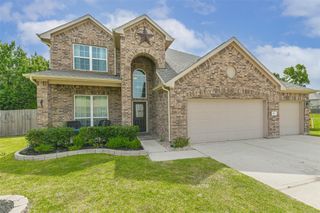 68 Linnwood Drive, New Caney, TX 77357