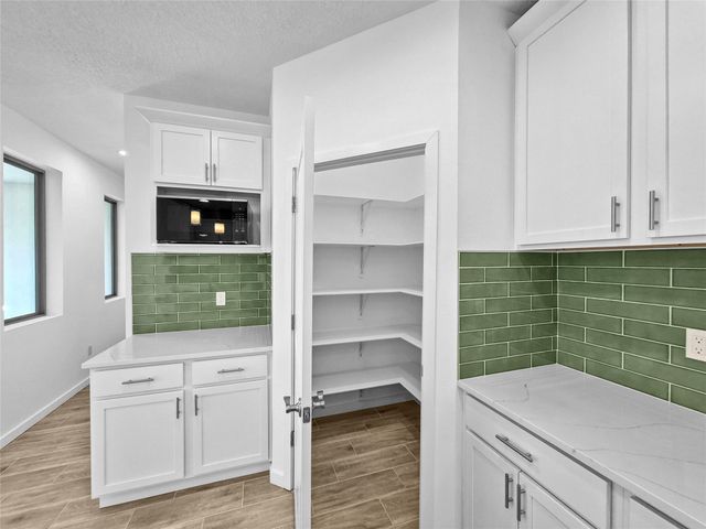 19 Flower Garland, Santa Fe, NM 87508