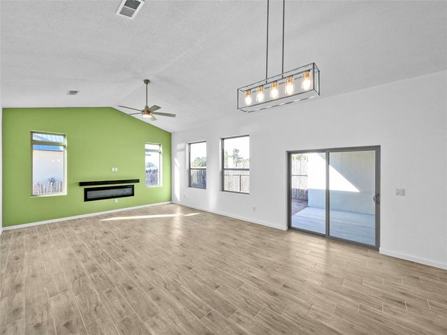 19 Flower Garland, Santa Fe, NM 87508