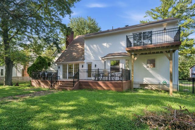 869 Bluff Ridge Drive, Worthington, OH 43235