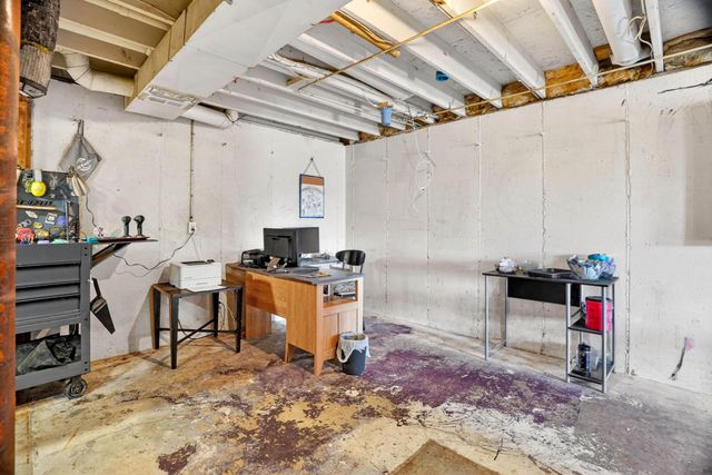 11850 N HECHT RD, Hallsville, MO 65255