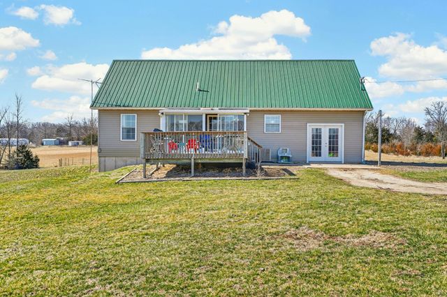 11850 N HECHT RD, Hallsville, MO 65255