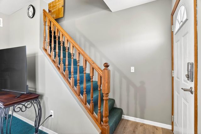 11850 N HECHT RD, Hallsville, MO 65255