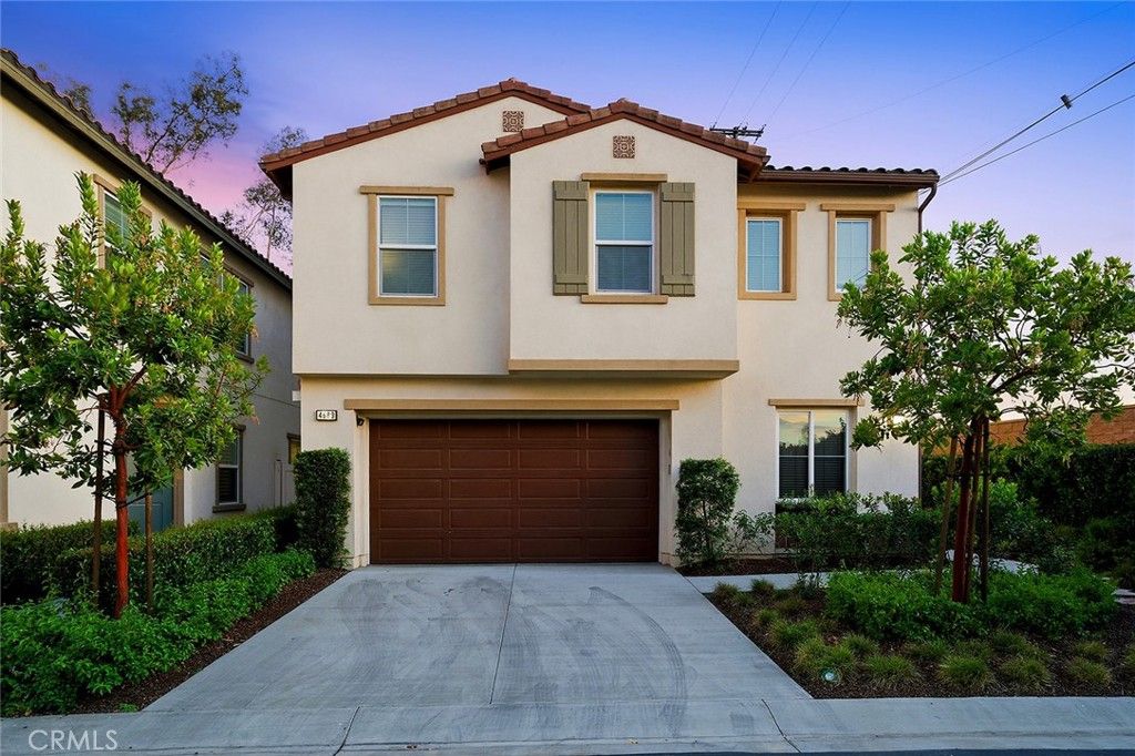 Image 1 of property listing at 4689 Holly Avenue, Long Beach, CA 90805