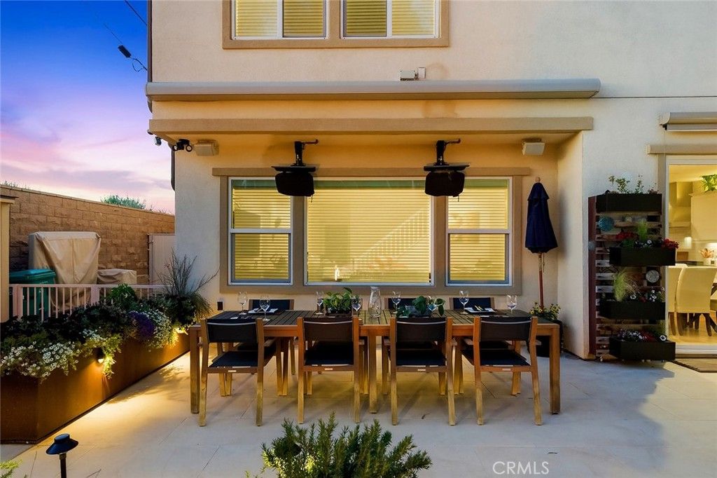 Image 43 of property listing at 4689 Holly Avenue, Long Beach, CA 90805
