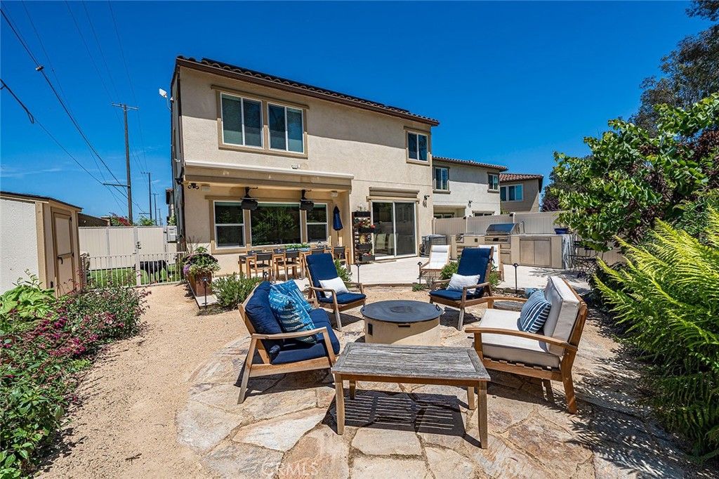 Image 57 of property listing at 4689 Holly Avenue, Long Beach, CA 90805