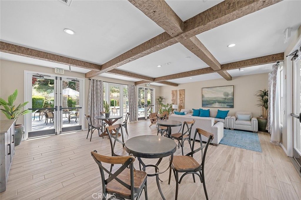 Image 67 of property listing at 4689 Holly Avenue, Long Beach, CA 90805