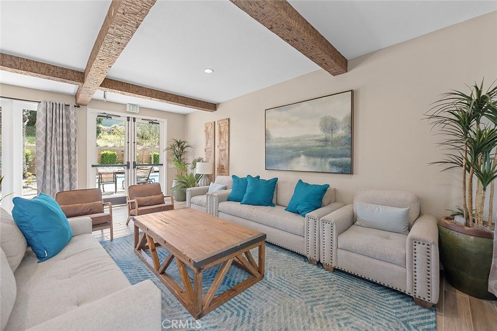 Image 68 of property listing at 4689 Holly Avenue, Long Beach, CA 90805