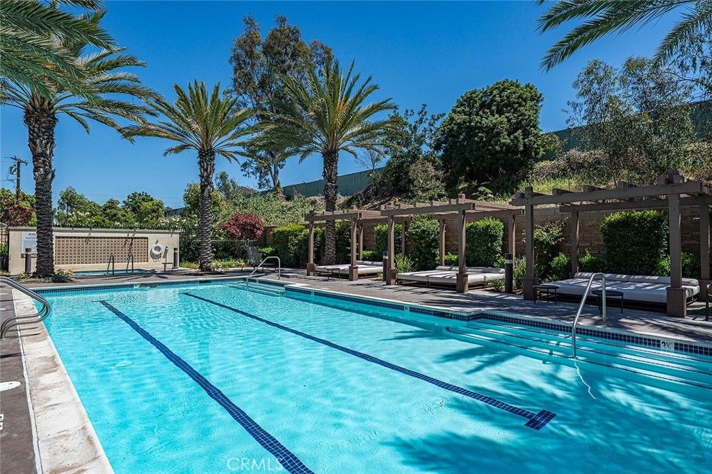 Image 71 of property listing at 4689 Holly Avenue, Long Beach, CA 90805