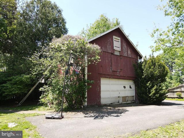 71 W FREDERICK ST, Millersville, PA 17551