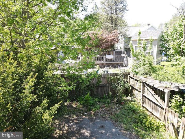 71 W FREDERICK ST, Millersville, PA 17551