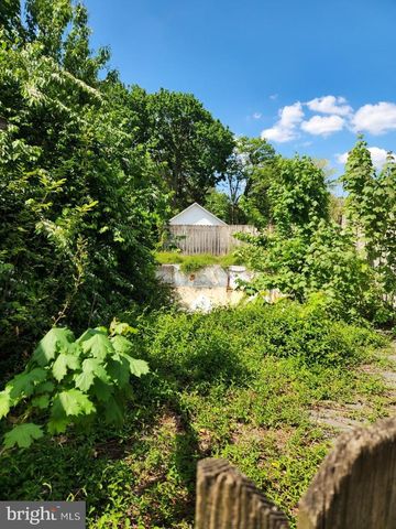 71 W FREDERICK ST, Millersville, PA 17551