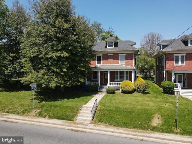 71 W FREDERICK ST, Millersville, PA 17551