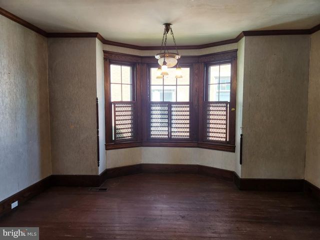 71 W FREDERICK ST, Millersville, PA 17551