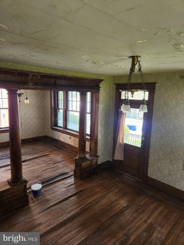 71 W FREDERICK ST, Millersville, PA 17551