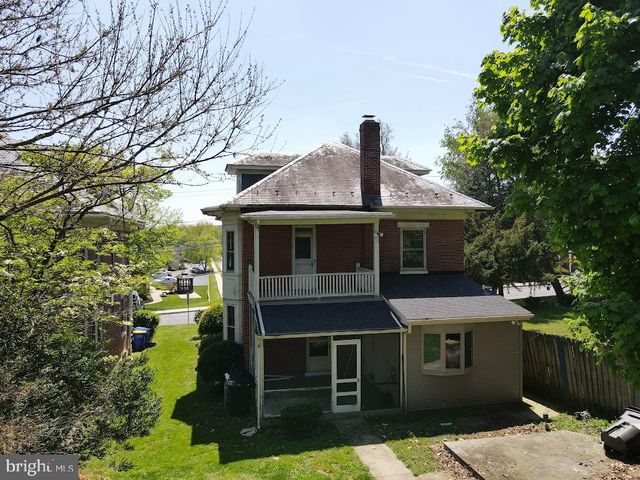 71 W FREDERICK ST, Millersville, PA 17551