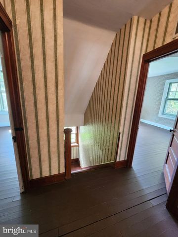 71 W FREDERICK ST, Millersville, PA 17551