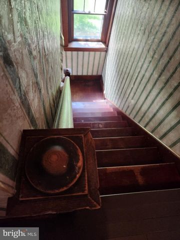 71 W FREDERICK ST, Millersville, PA 17551