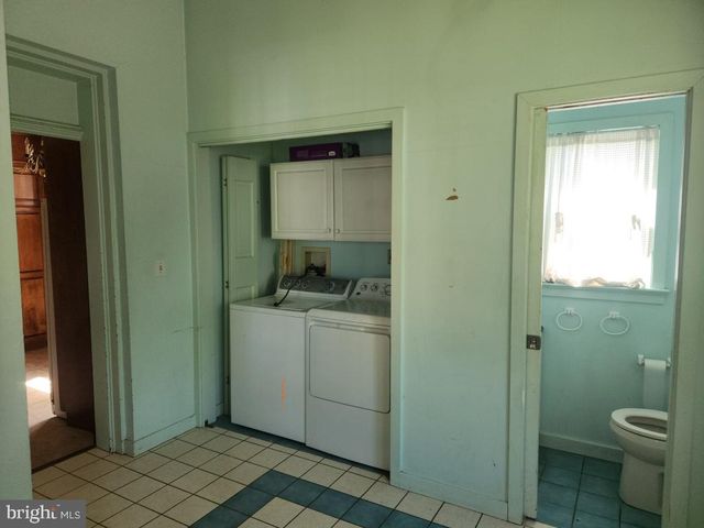71 W FREDERICK ST, Millersville, PA 17551