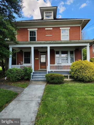 71 W FREDERICK ST, Millersville, PA 17551