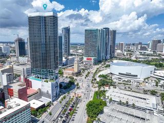 398 NE 5th St 3516, Miami, FL 33132