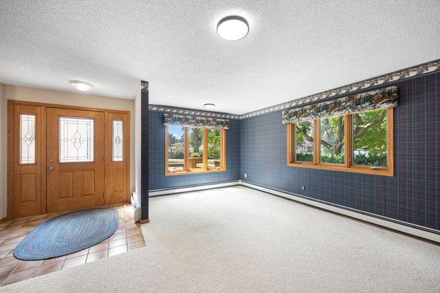 3024 Meridian Avenue NE, Buffalo, MN 55313