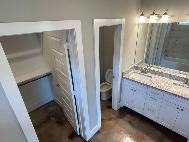 2213 N Hickory Street, Sherman, TX 75092