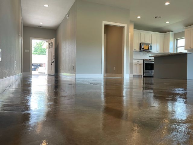 2213 N Hickory Street, Sherman, TX 75092