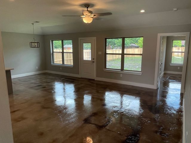 2213 N Hickory Street, Sherman, TX 75092
