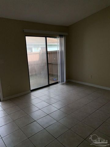 6823 Tiki Ln 2, Pensacola, FL 32503