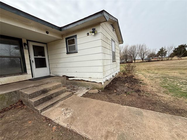 19090 SE Catfish Drive, Newalla, OK 74857