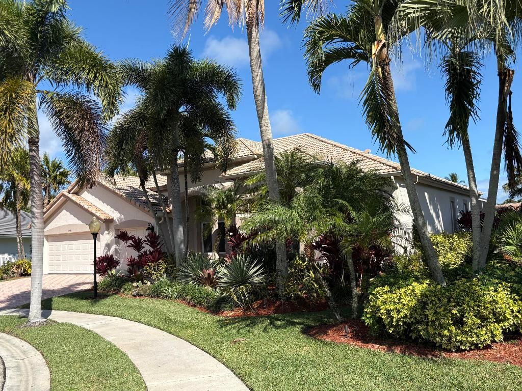 18981 SE Outrigger Lane S, Jupiter, FL 33458