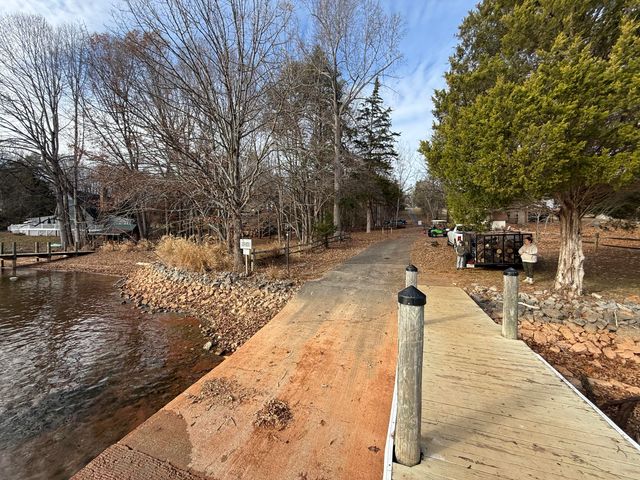 0 Mulberry LN, Moneta, VA 24121