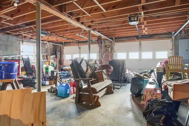 4129 Blue View DR, Roanoke, VA 24012